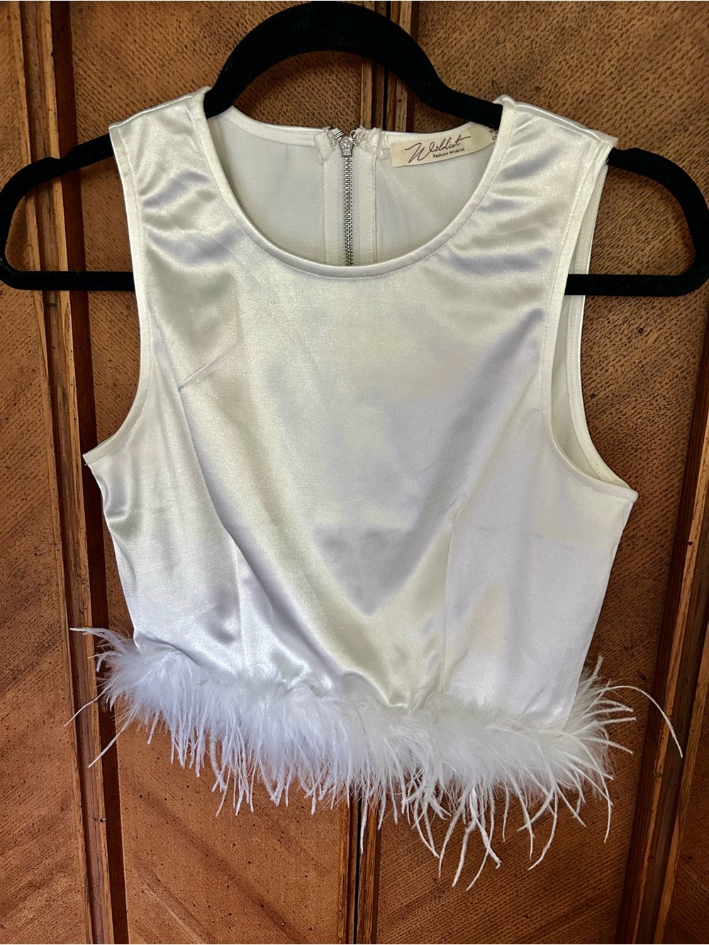 White Semi cropped top with fur trim